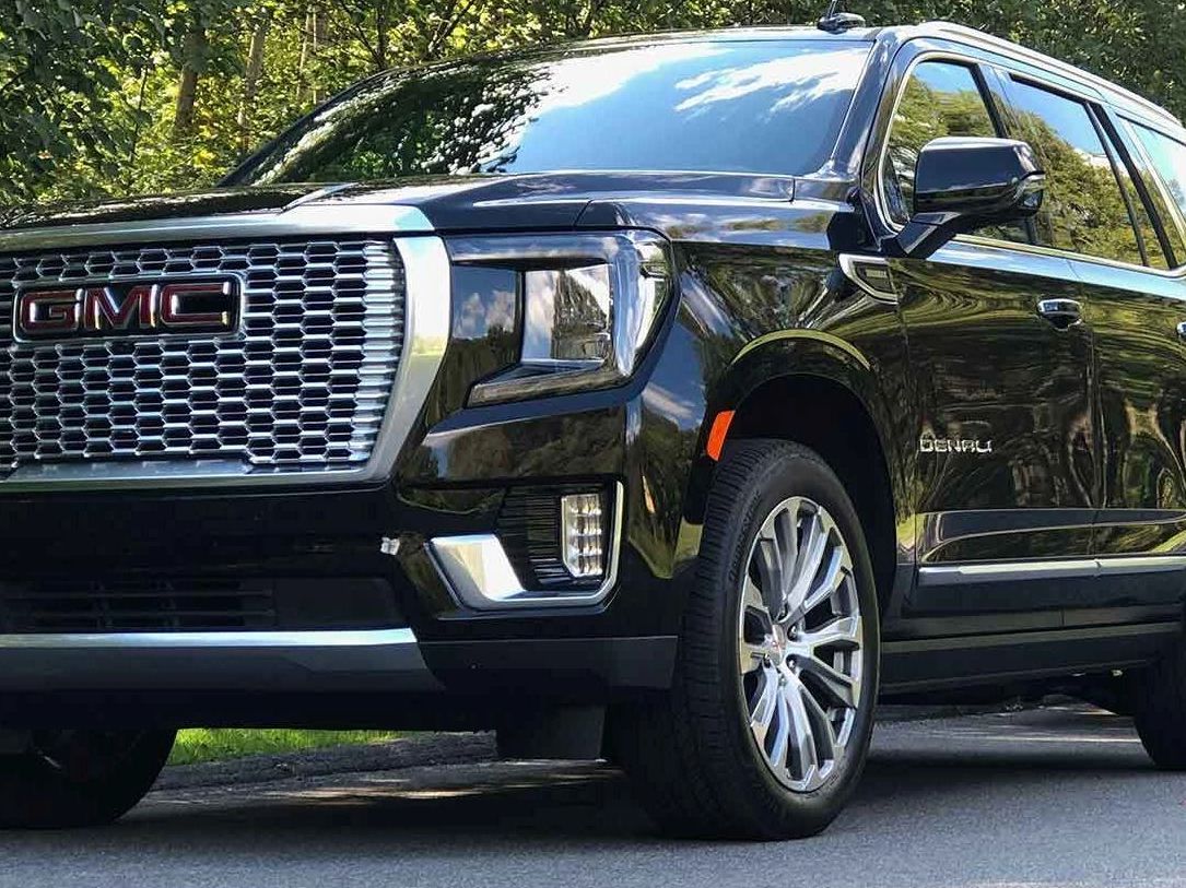 GMC Yukon SLT 8 passenger large storage