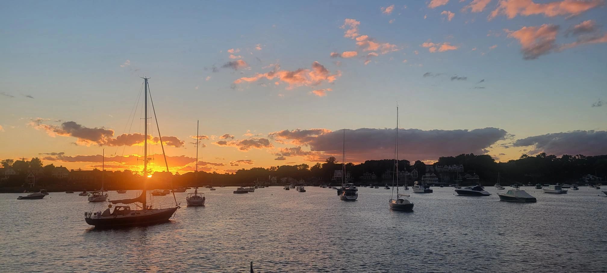 HOWLING winds on Long Island Sound..
