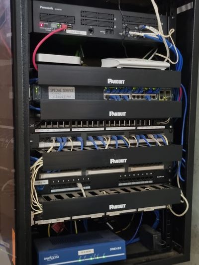 Comms rack