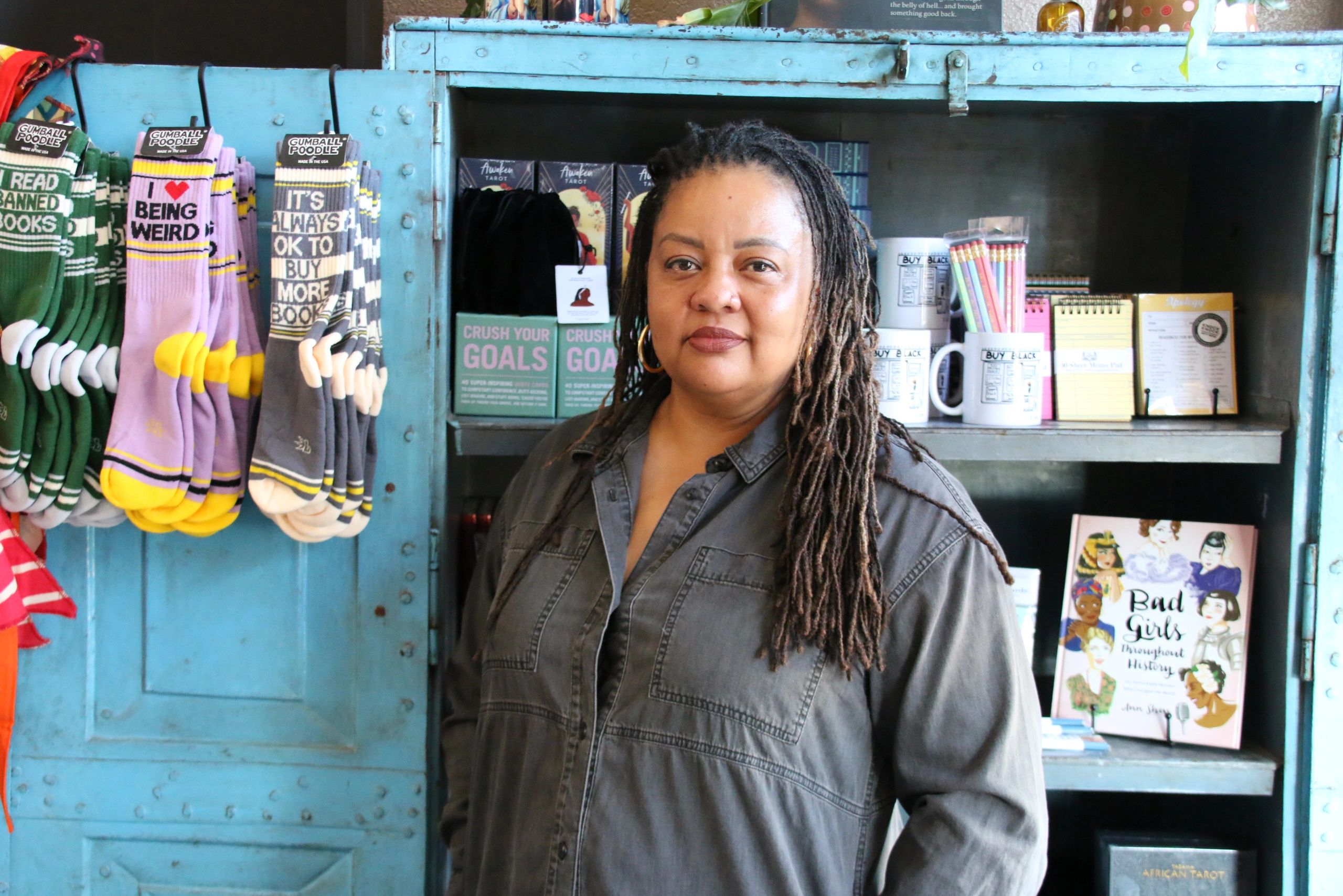 The Book Pages: Octavia's Bookshelf owner Nikki High on an incredible first  week – Orange County Register