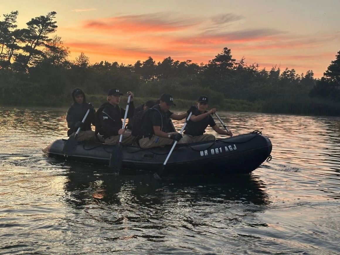 Spartan course participants during training