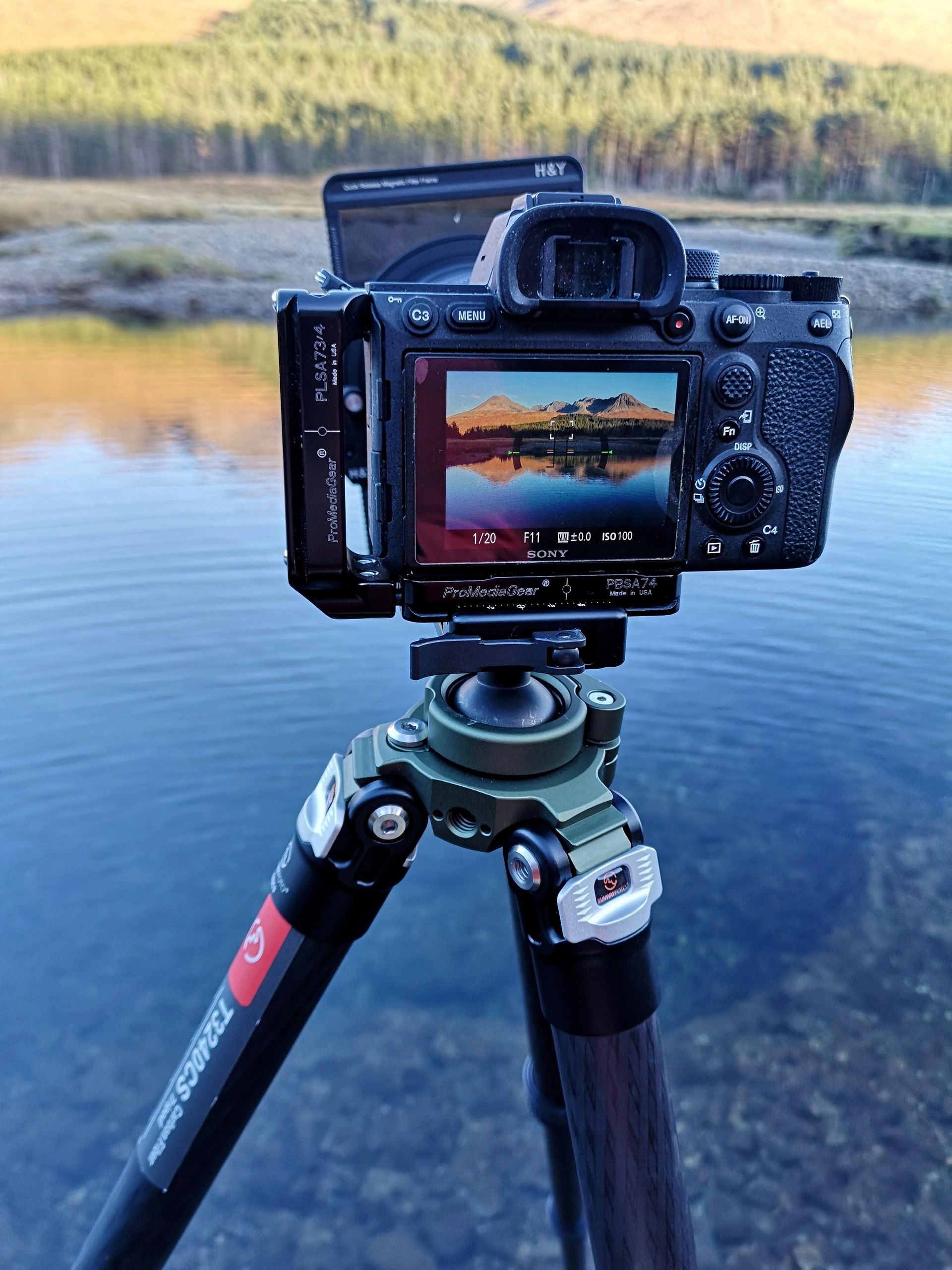 Sunwayfoto T3240CSL – Trépied Carbone Pour Chasse Et Tir (fusil, Ajustable, Pliable)