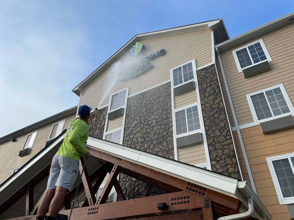 Power Washing Experts in Melbourne, FL - Renew & Restore Exterior ...