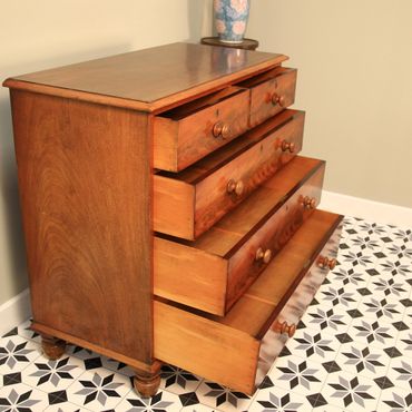 Flame Mahogany Chest of Draws