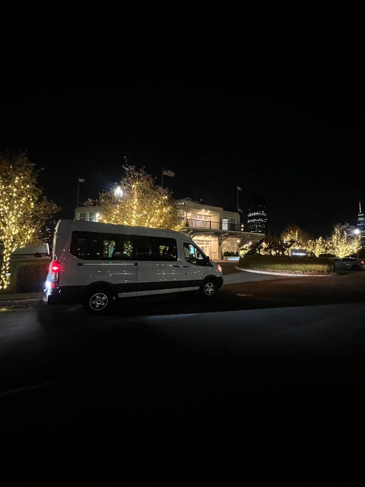 Professional Shuttle Transportation Services