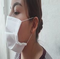 tri layer pleated mask