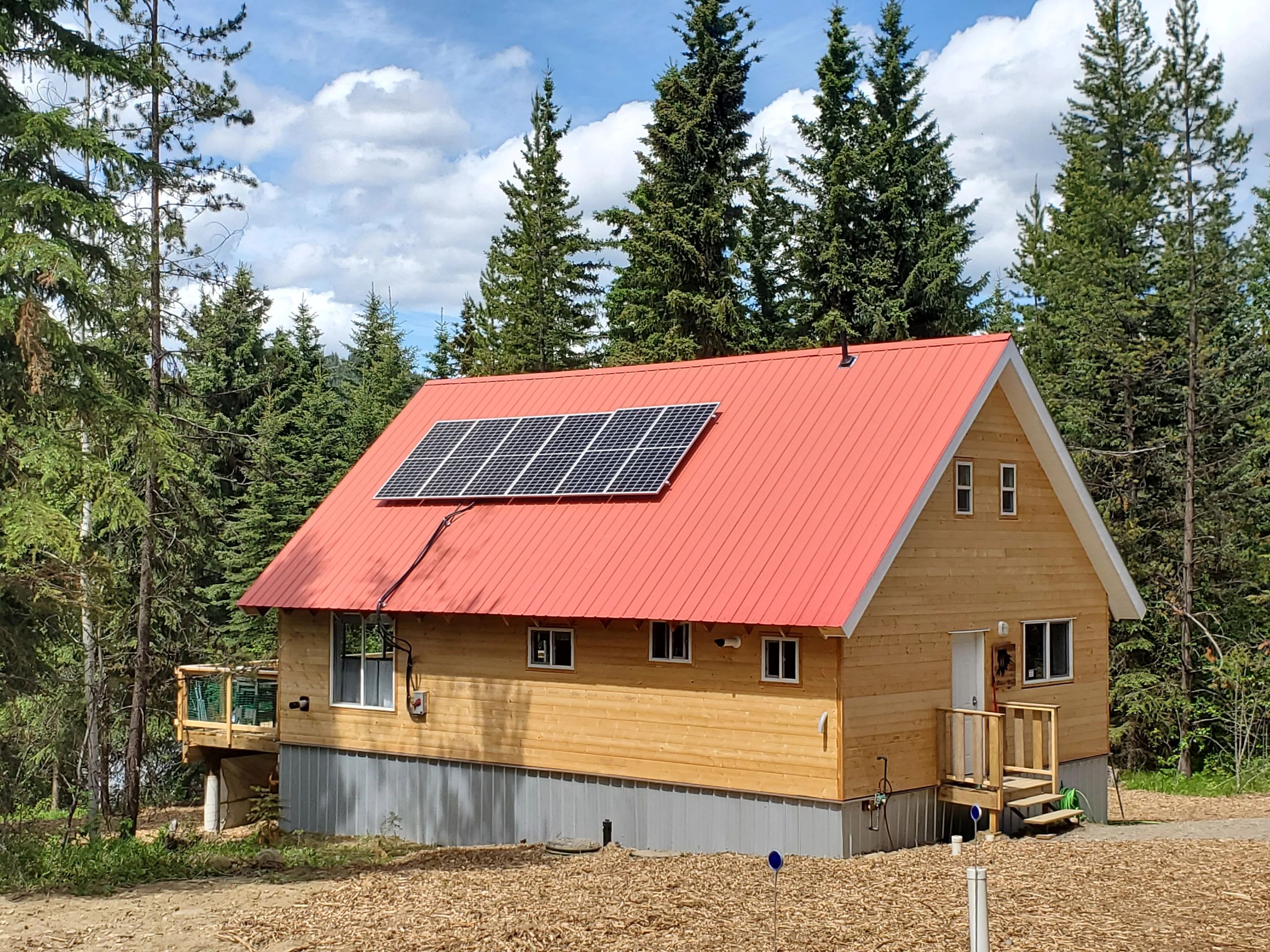 Lucky Strike RV camps LTD - Cariboo District Cabin, Bridge Lake