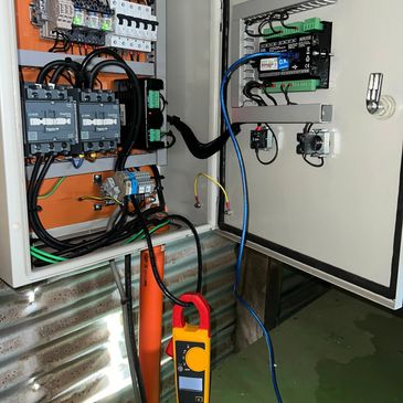 Cambio de controlador DSE (Deep Sea) en tablero ATS (transferencia automática)