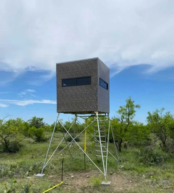 Hunting Blinds - Deer Box Blinds - Insulated Deer Stands