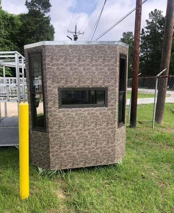 Hunting Blinds - Deer Box Blinds - Insulated Deer Stands