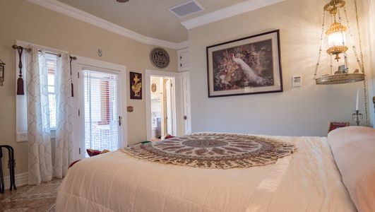 Persian Room facing the luxury bathroom