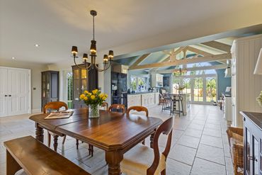 Property photography
Dining kitchen