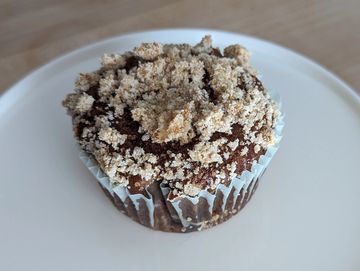 Shoofly cupcake 