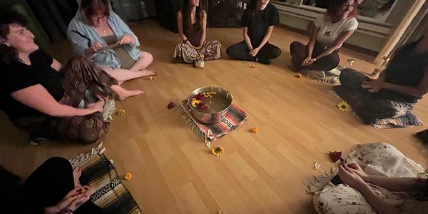 Join our Full Moon Ceremony to harness the transformative energy of the moon & embrace its magic