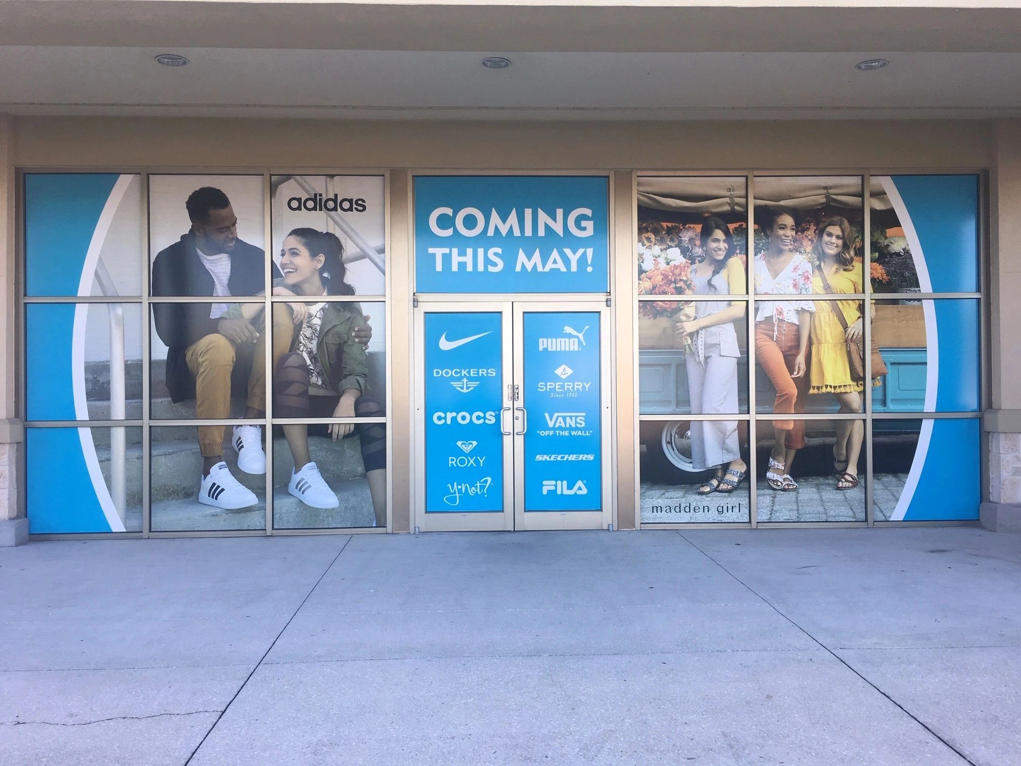 The Art of Storefront Lettering & Graphics