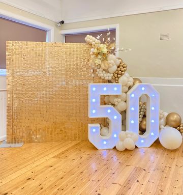 Light up numbers Brighton Sussex Kent Eastbourne decor hire