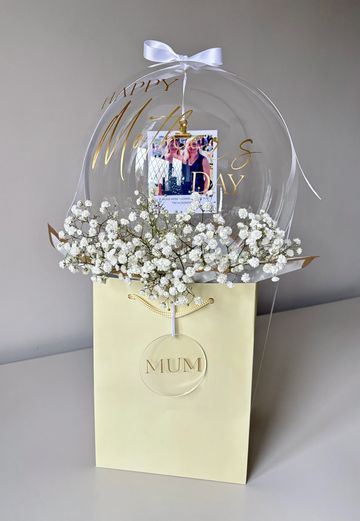 Mother’s Day luxury gift bag floral bouquet with flowers and balloon uckfield, East Sussex, Brighton