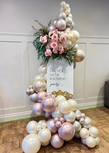 Welcome sign balloons party decoration Tunbridge wells Eastbourne Brighton burgess hill