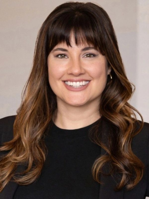 Lindsay Restrepo – CEO & Chief Commercial Officer

