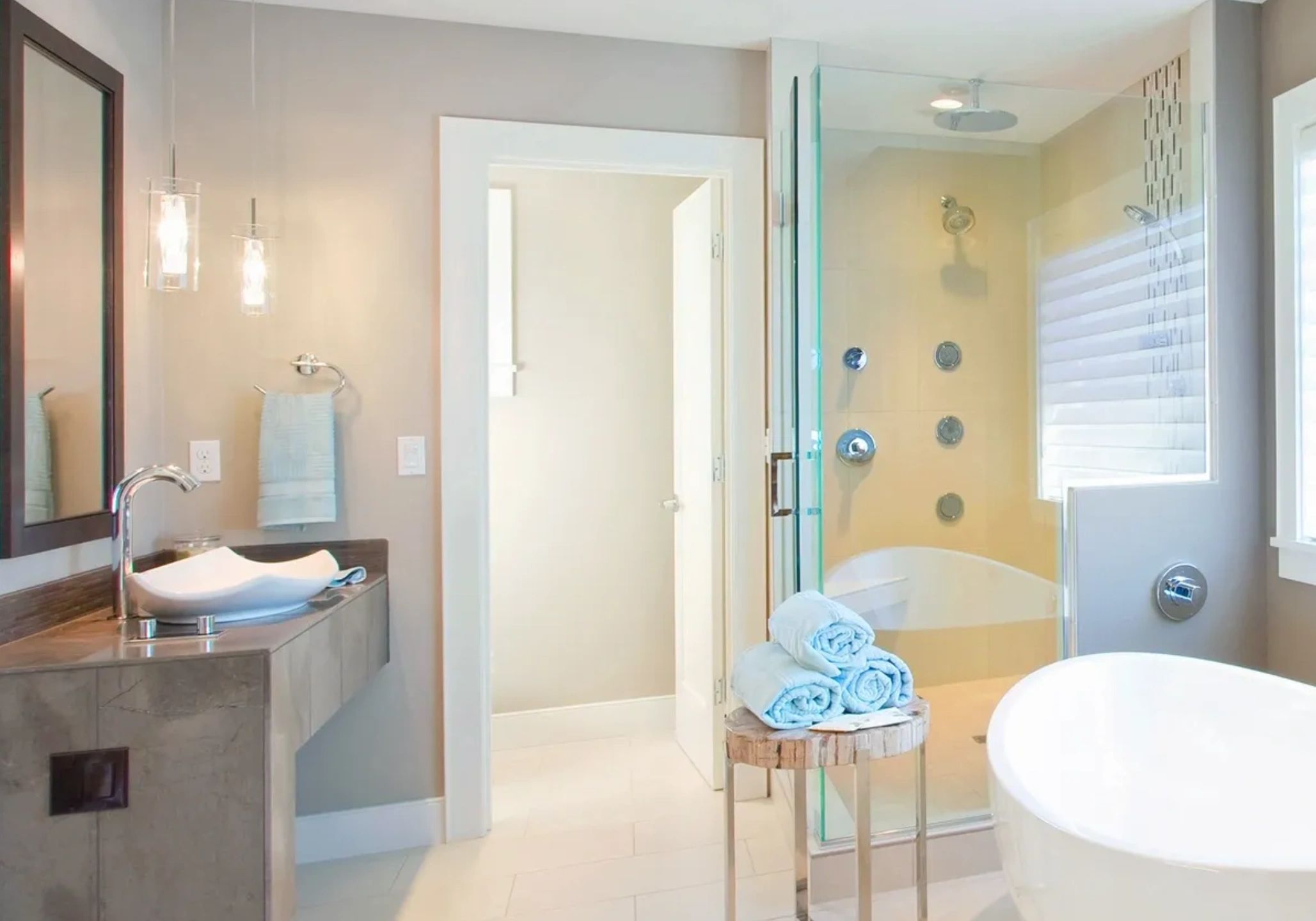 A to Z Glass Solutions LLC