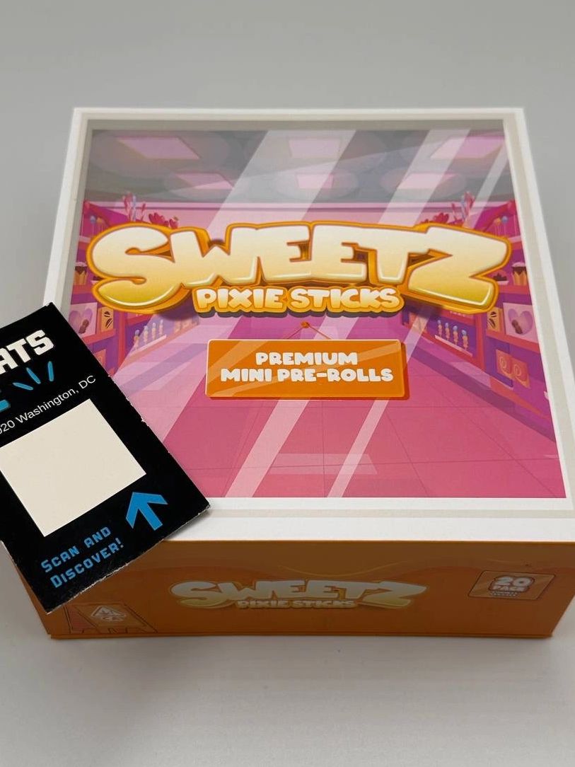 Box of SweetZ Pixie Sticks Premium Mini Pre-Rolls.