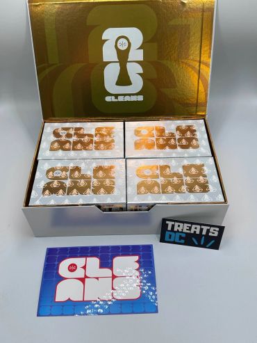 Box of 215 Clears edibles with Treats DC branding.