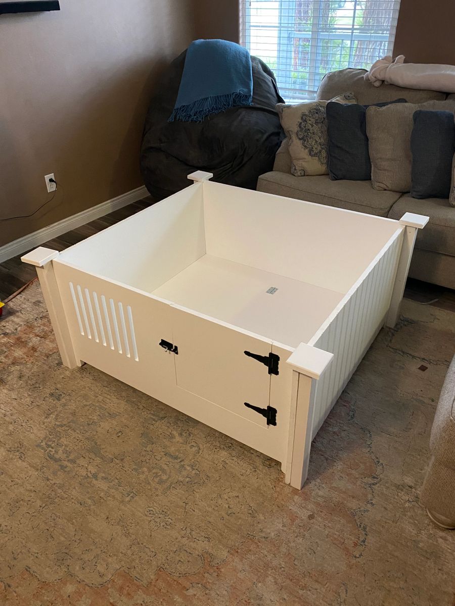 Custom “PVC” Platinum Whelping Box