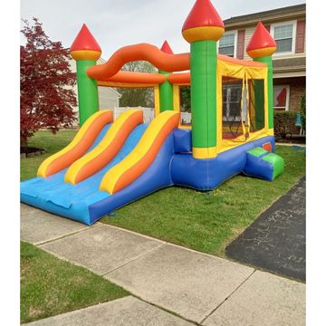 Enjoy this amazing bounce house and slide! 