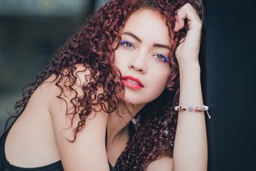 Woman's portrait, close-up, Headshot, beauty