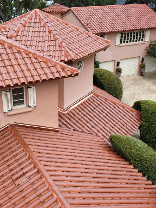 Beautiful new tile roof recently installed in Winter Park, Florida.