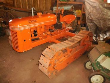  Vintage Cletrac Crawler Tractor