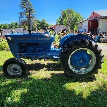 Ford 3000 – Gas Tractor
