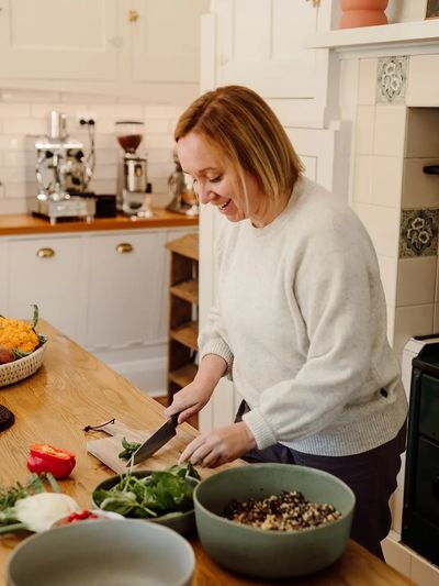 Whole-person digestive health programme focused  on sustainable wellbeing.