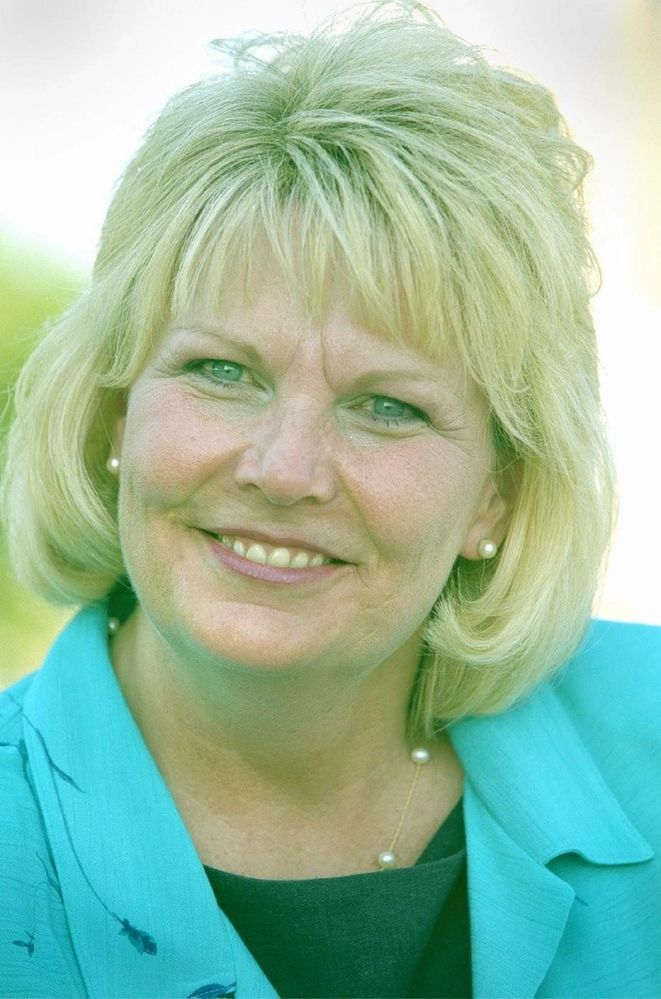 Cindy Winckler Iowa House District 90
