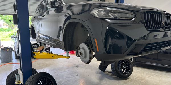 Range rover. land rover. euro specialists. european car repair. maybach. slr mclaren. car repair