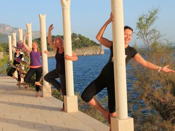 Wir unterstützen Dich bei deinem Yoga Retreat oder Seminar. Professionell und verlässlich.