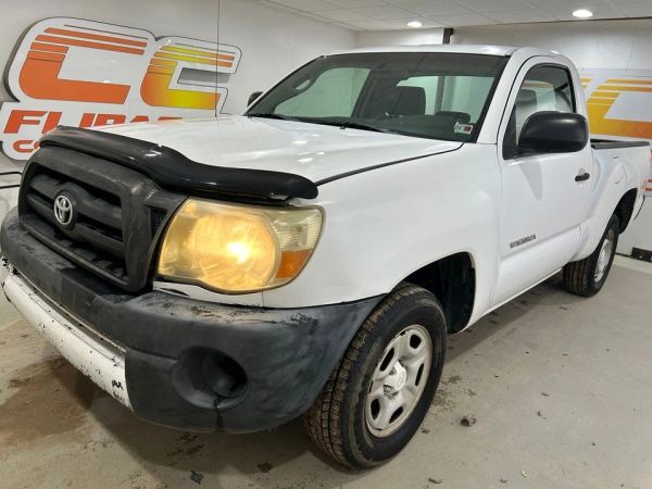 2005 Toyota Tacoma Regular Cab 4AT's photo