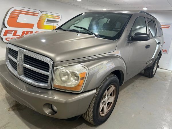 2004 Dodge Durango SLT's photo