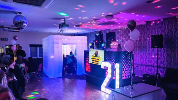 Grange social Warrington DJ and Photo Booth 