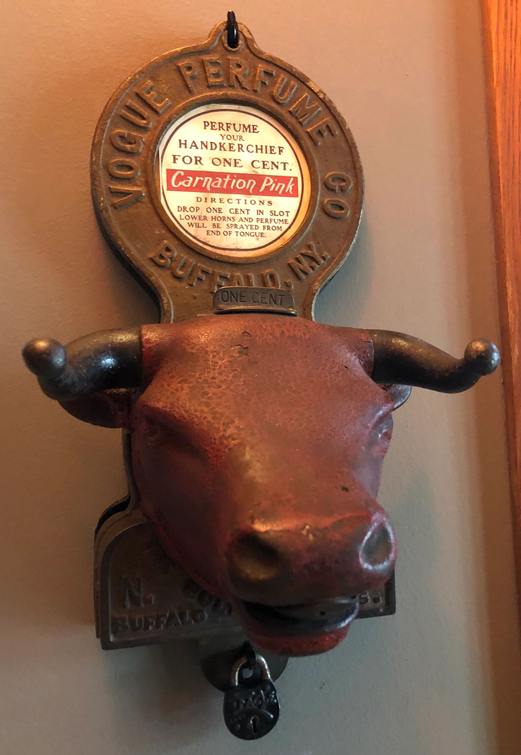Bull's Head Perfume Machine