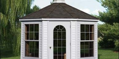 Standard Features Included in Base Price
4" Dutch-Lap Vinyl Siding
(7) - 40 x 60 Vertical Sliding Wi