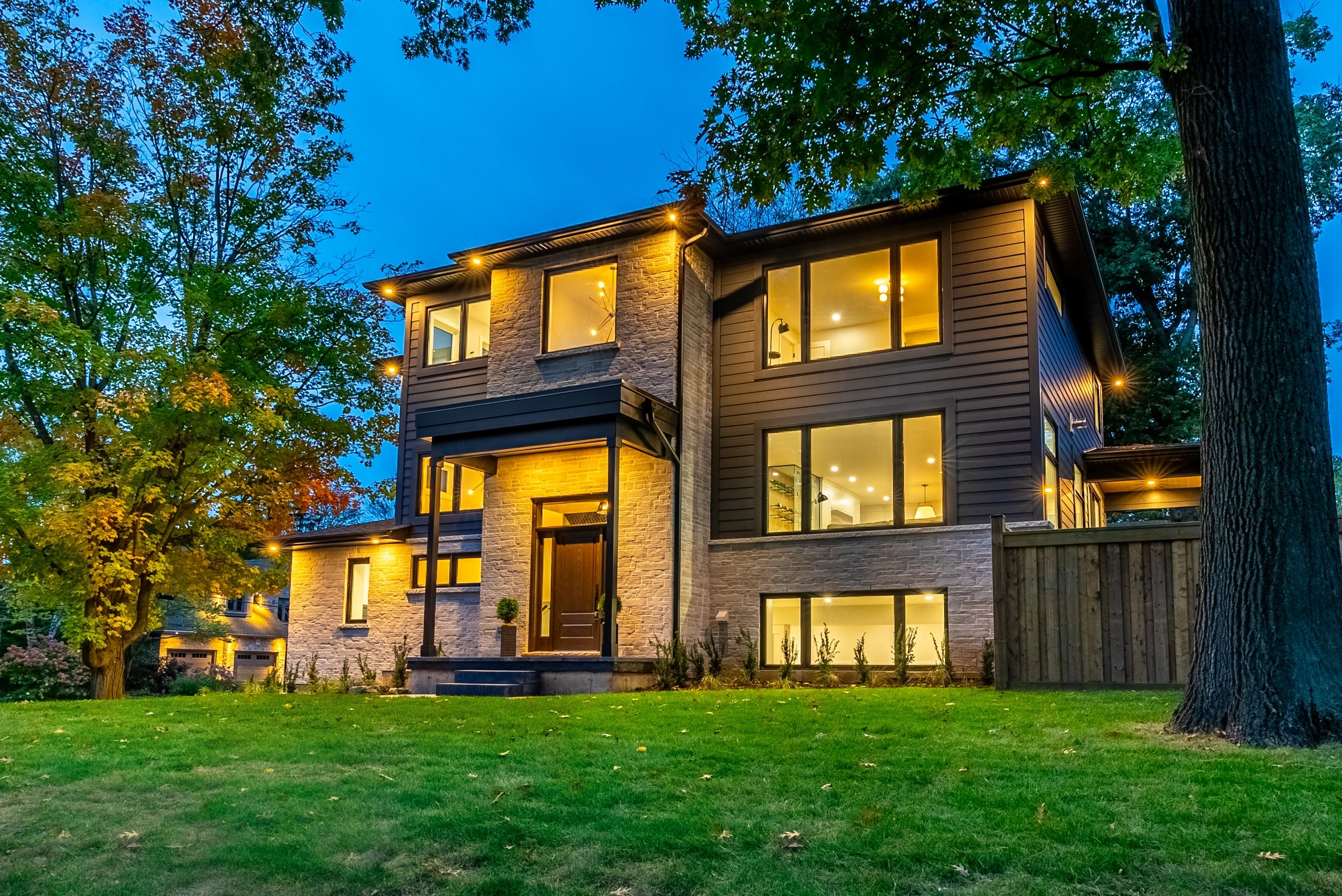 Stunning Custom Home Projects in Hamilton