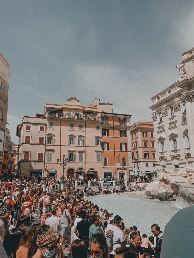 Very crowded Trevi Fountain