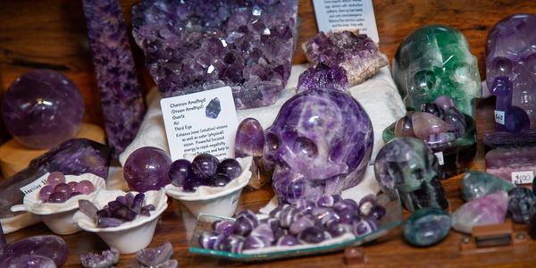 Crystals and gemstones, carvings