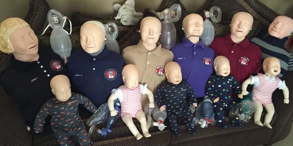 Nuestros maniquíes de CPR.
