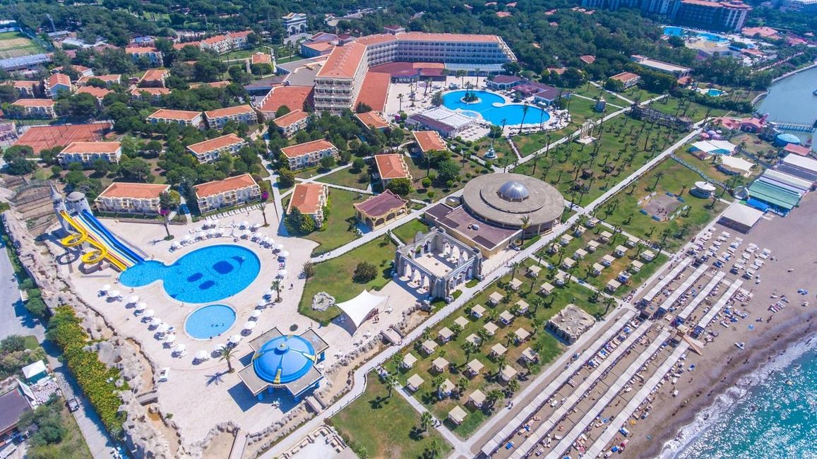Ergun Berksoy is the owner of 5 star hotel Cesars Hotel in Belek, Turkey