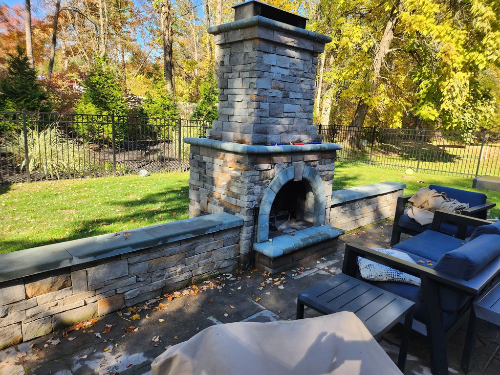 We install outdoor fire places