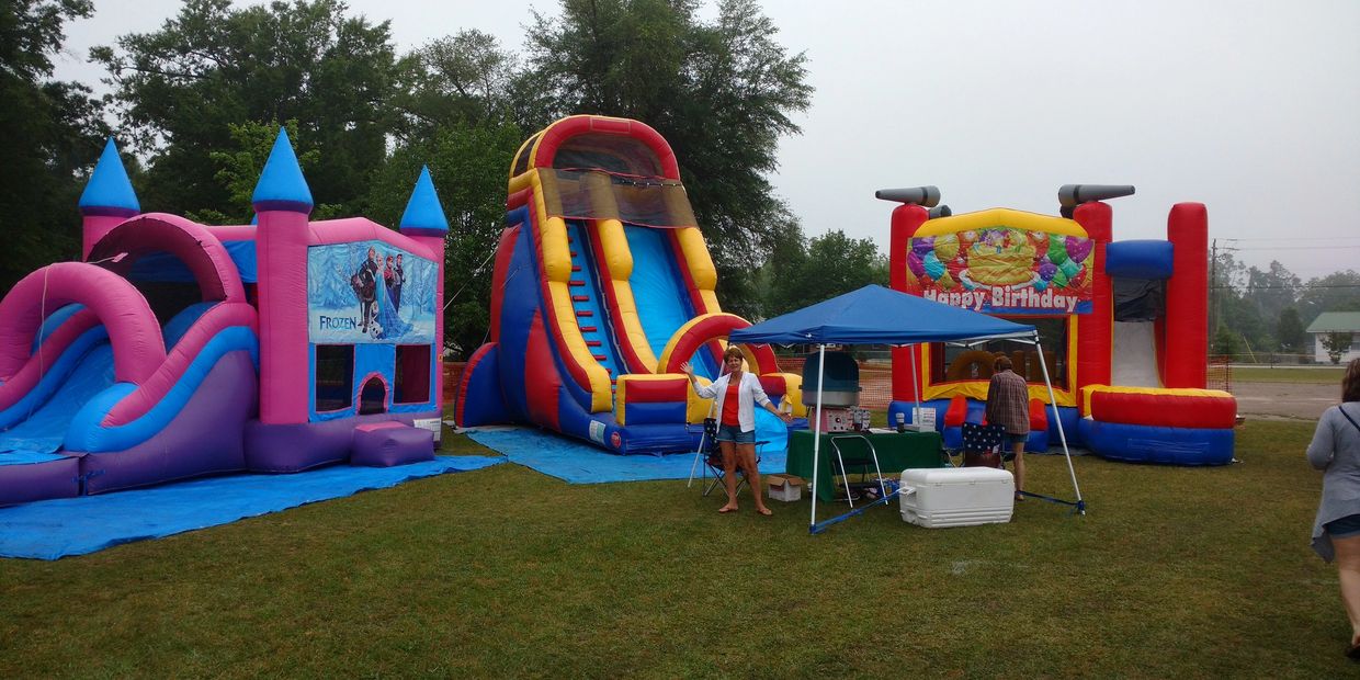 Inflatable Festival with family
