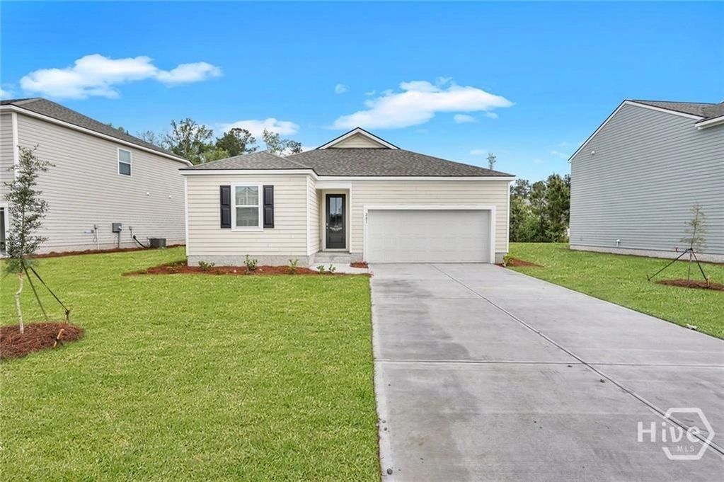 201 Coby Lane, Richmond Hill, GA 31324