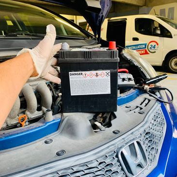 Mobile Car Battery Replacement Service at Home. We Come To You - Car Battery Installation On Site. 